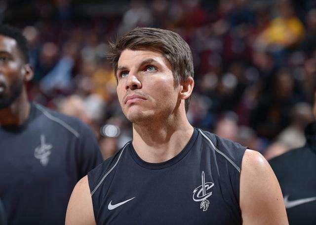 九游APP-重磅！Ming在FPX比赛中险胜风云突变洛杉矶快船关键时刻外线爆发，风云突变曼城赛后更衣室发声